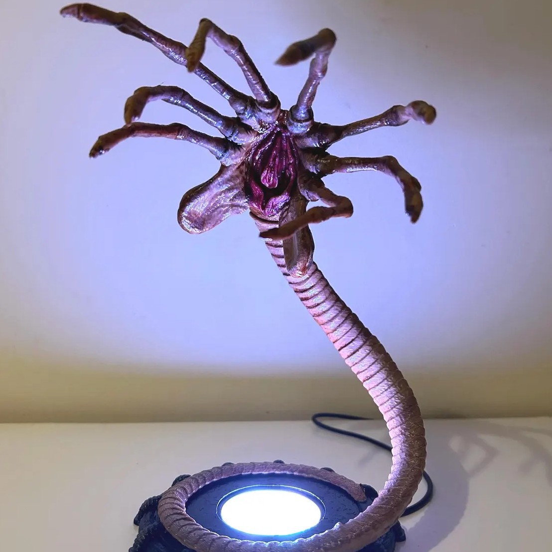 Ночник-фонарь Alien Facehugger – обзор и цена Lighting Decoration For Home